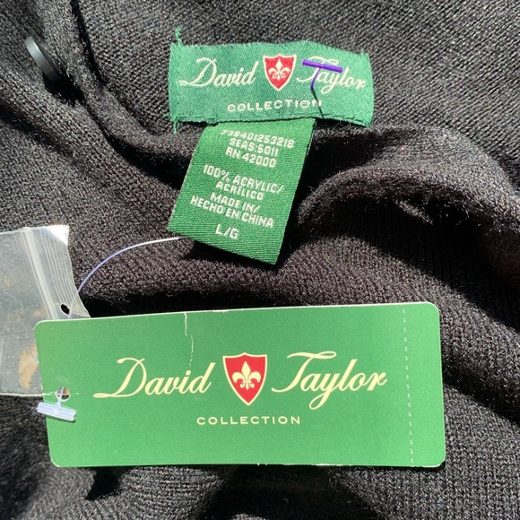 David Taylor long Sleeve, collared shirt with buttons - Picture 2 of 2